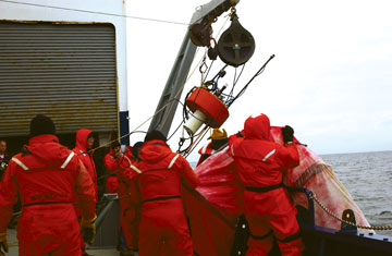 Researchers aboard the R/V Melville