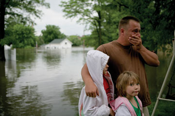 Joe Northrup, and his daughters, in Cedar Rapids, Iowa